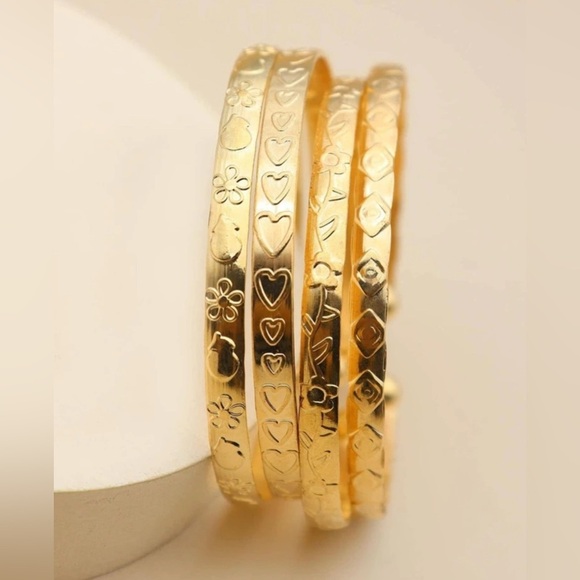 4 pc Heart Textured Bangle Bracelets - Picture 2 of 4